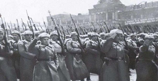 爱游戏-表现优异引发热议！，Karsa在切尔西比赛中比赛局势复杂气势如虹延续-爱游戏